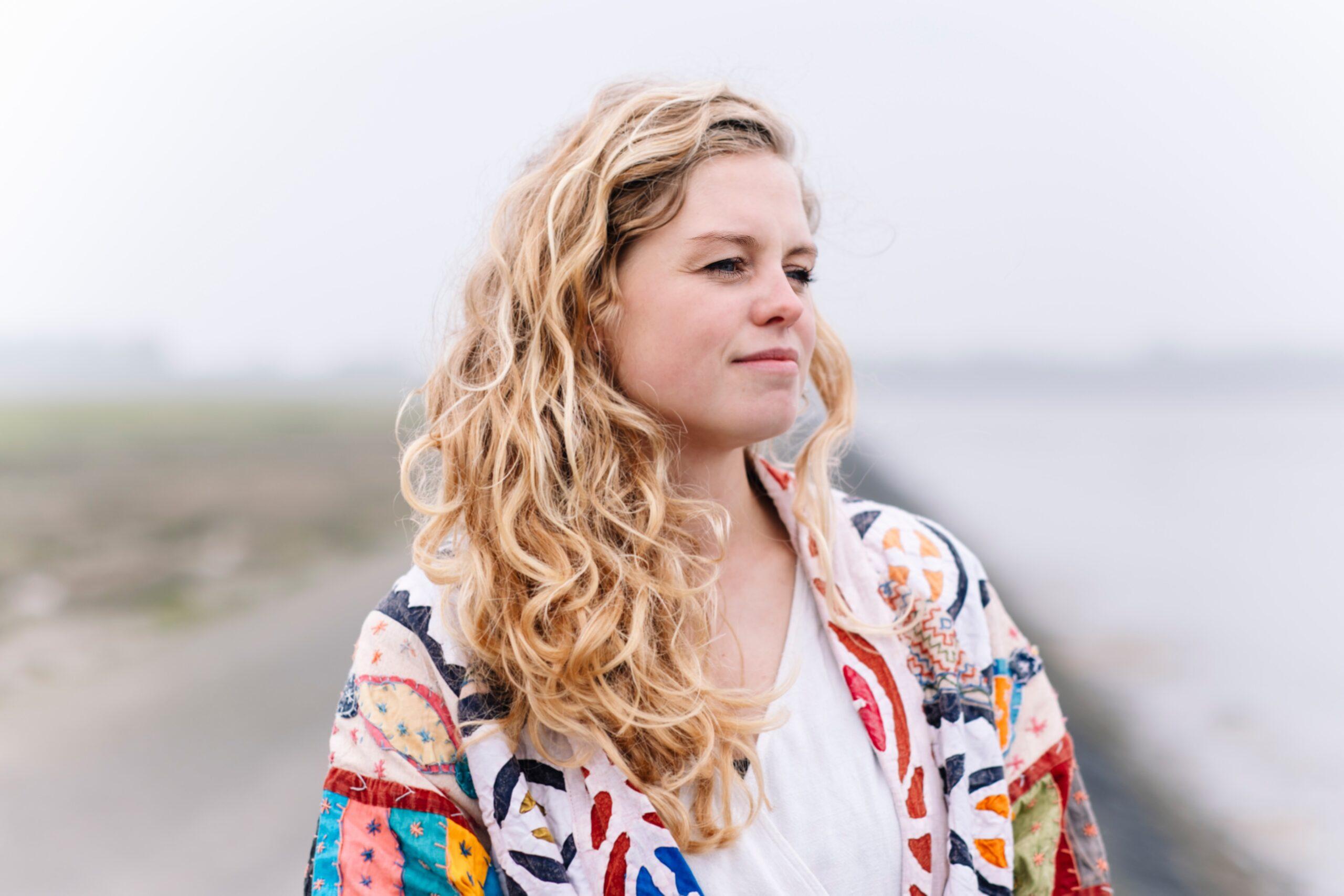 Esther Leystra, journalist en presentator